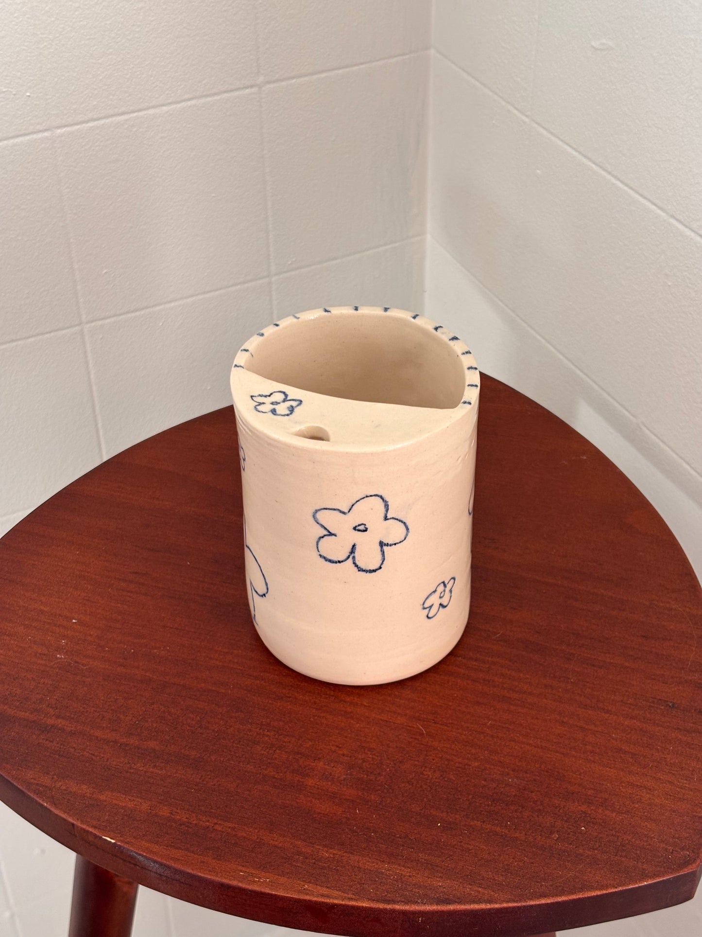 Flower Sketches Sip Cup