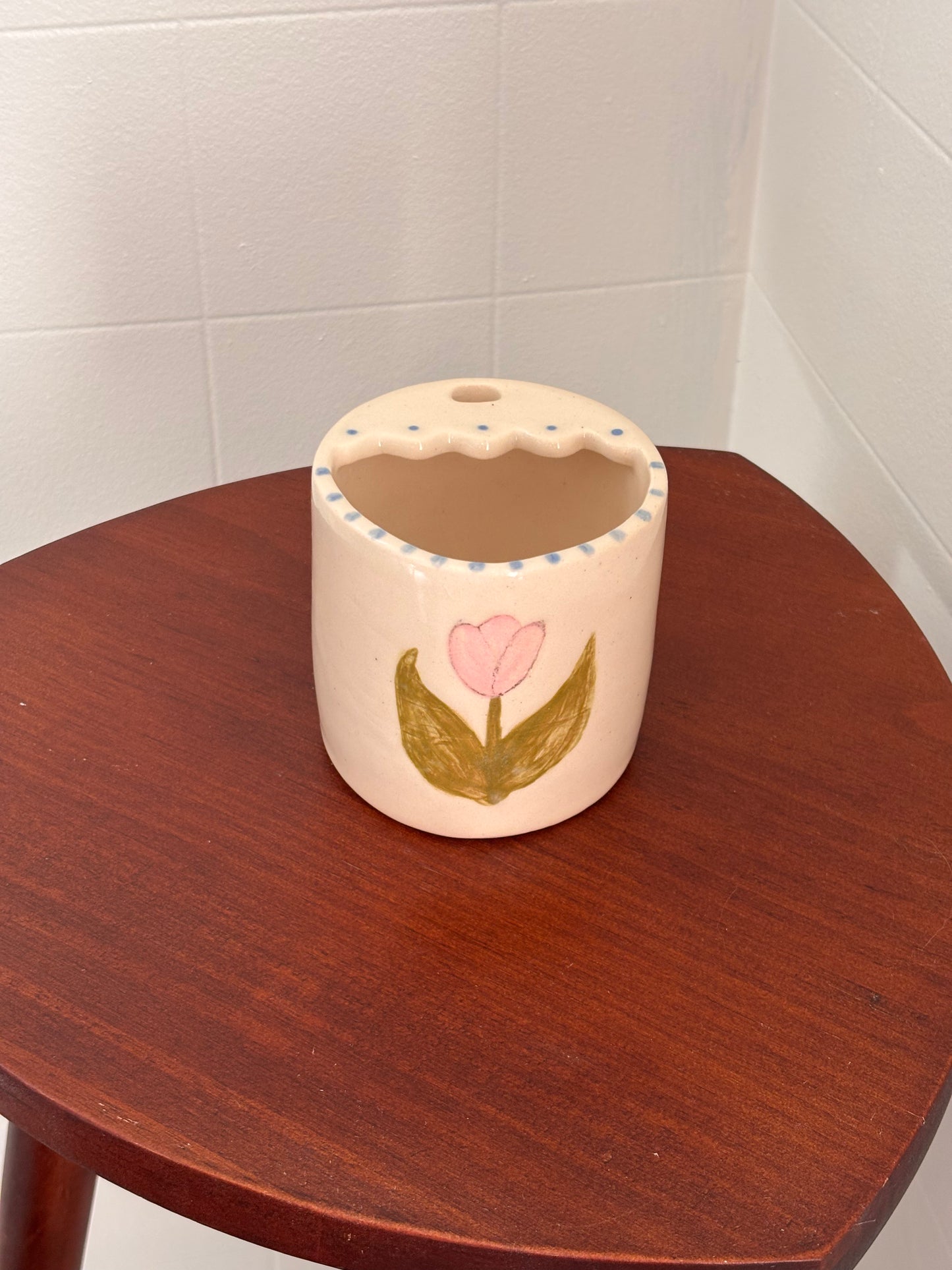 Mini Scalloped Tulip Sip Cup