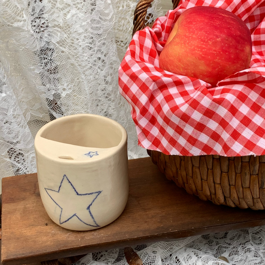 Sip Cup in Blue Stars (10oz)