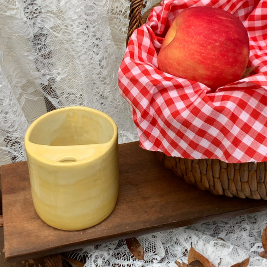 Sip Cup in Butter Yellow (10oz)