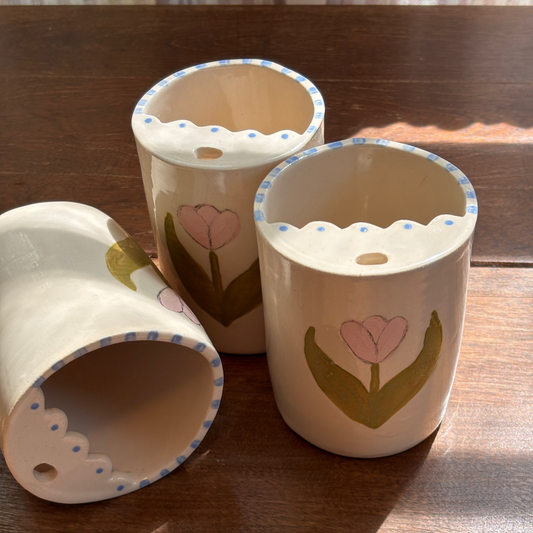 Scalloped Tulip Sip Cup