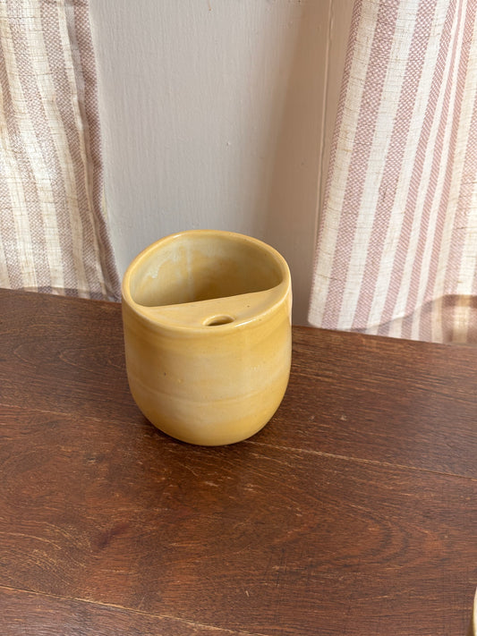 Sip Cup in Butter Yellow (10oz)